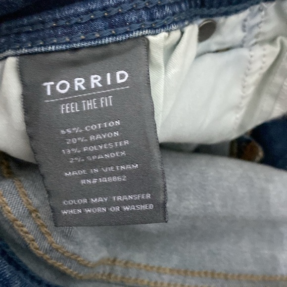 NWT! Torrid Woman’s Jeans, Midfit Super Skinny, 16R - Picture 7 of 11